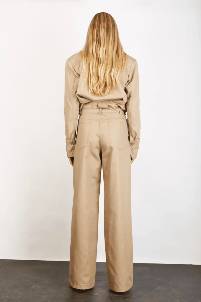 Andriana Crop Jacket Apparel  Beige - Image 5