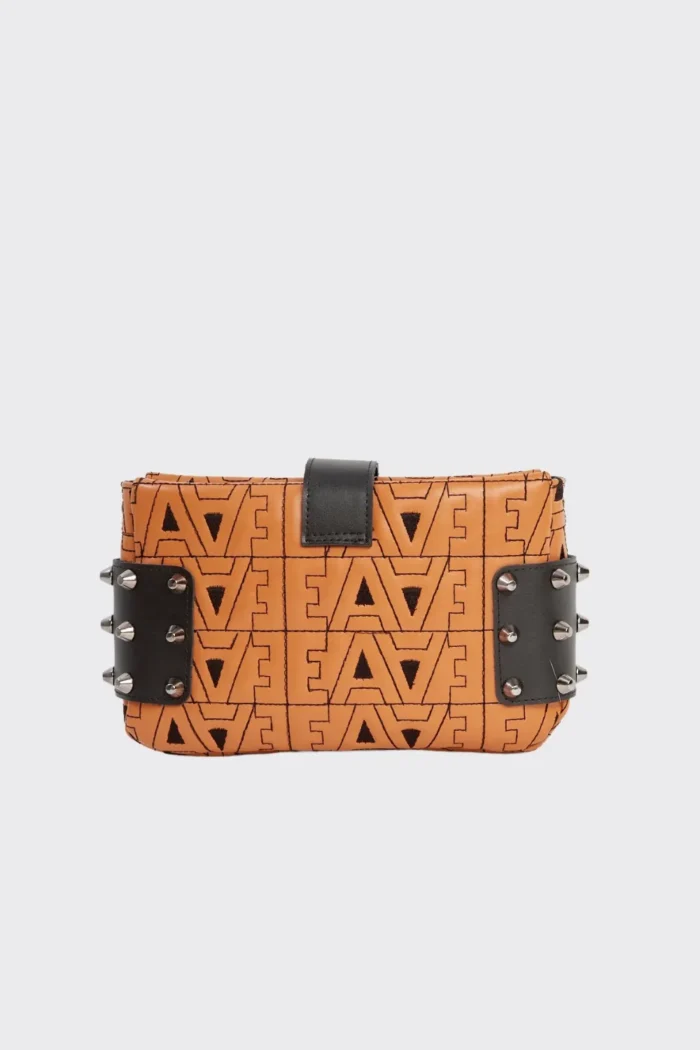 City Lady Vinyl Logo Clutch Bags Κονιάκ - Image 4