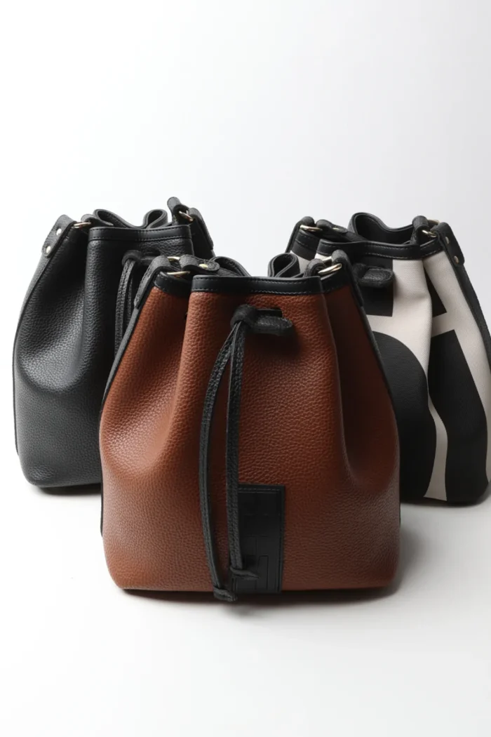 In The Name Pouch Bag Μαύρη - Image 6