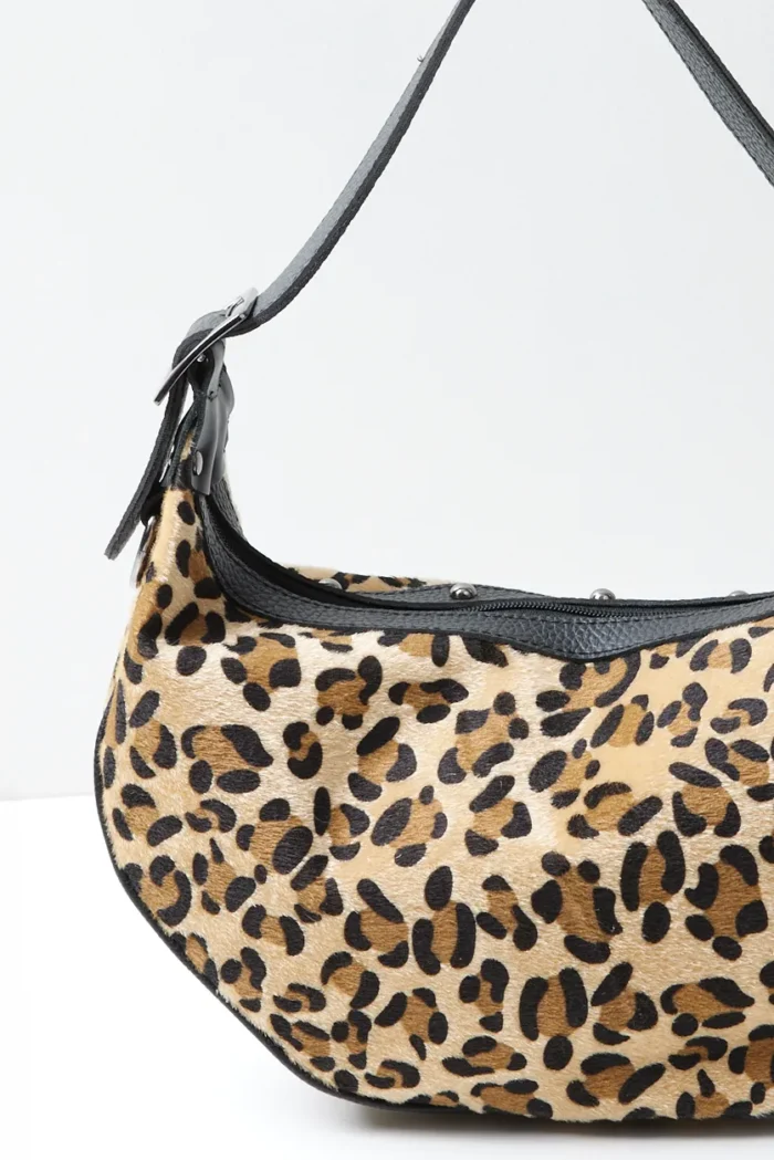 Hype Vegan Baguette Bag Animal Natural - Image 6