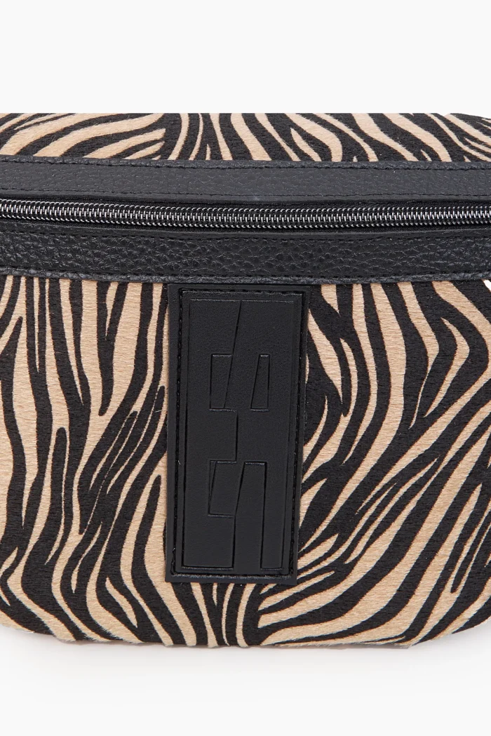 Body Bag Τσάντα Χιαστι Zebra Brown - Image 4