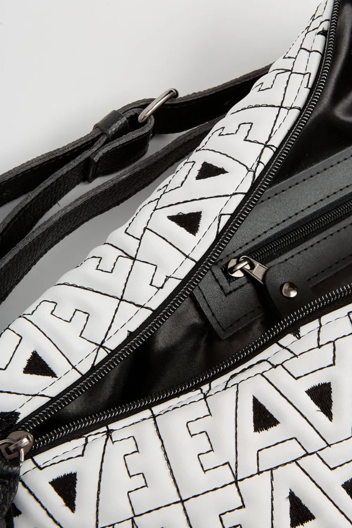 Body Bag Logo Τσάντα Χιαστι Λευκο - Image 3