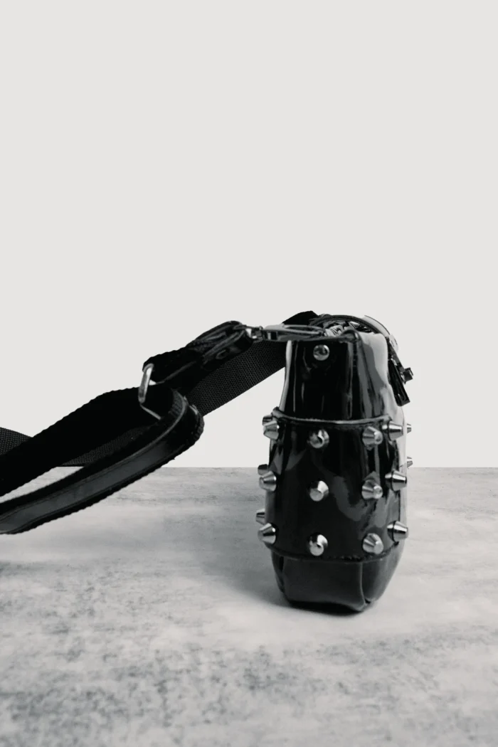 City Lady Vinyl Clutch Bag Black Silver - Image 4