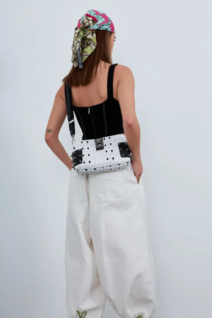 City Lady Vinyl Logo Clutch Bags Λευκό - Image 4