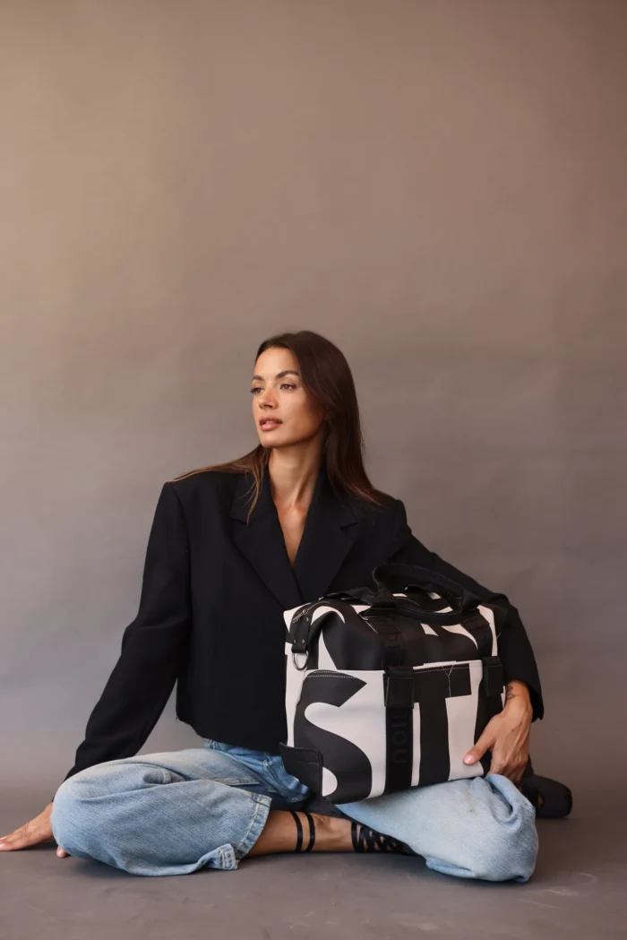 Weekend Hype Ea Logo Τσάντα Χειρος Μπεζ Xl - Image 5