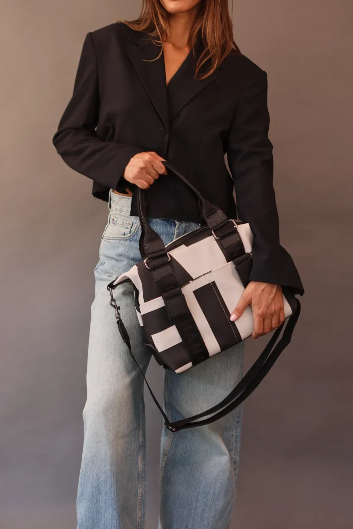 Weekend Hype Ea Logo Τσάντα Χειρος Μπεζ Small - Image 2