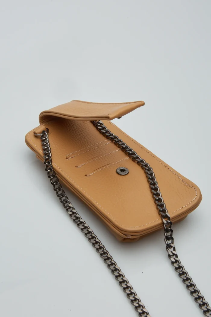 Chain Phone Bag Caramela - Image 6
