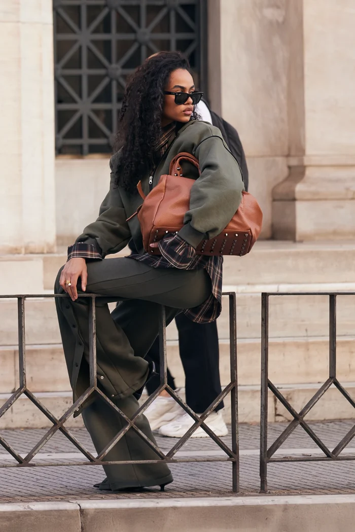 Bubble Bag Τσάντα Χειρος Κονιακ LARGE - Image 2