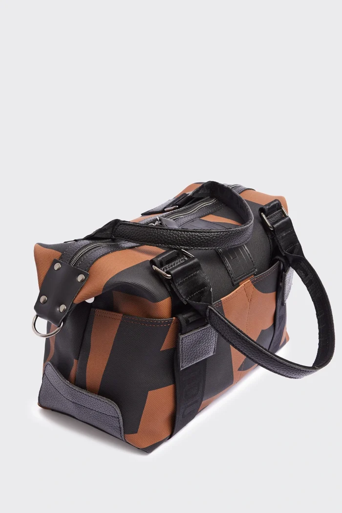 Hype Weekend Ea Logo Τσάντα Χειρος Καφέ Small - Image 5