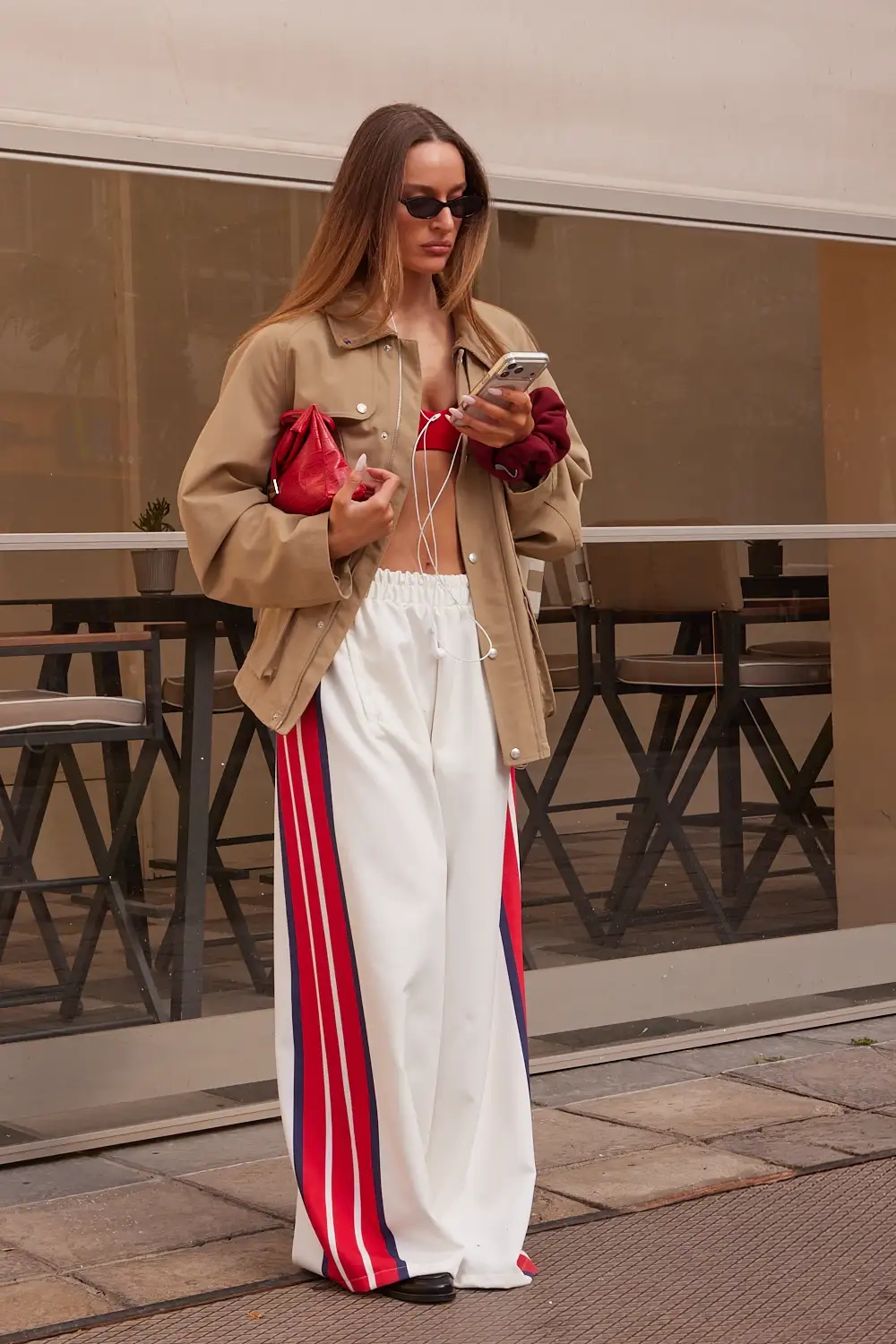 ΓΥΝΑΙΚΕΙΑ LOOSE FIT ΠΑΝΤΕΛΟΝΑ ΜΕ ΠΛΑΙΝΗ ΡΙΓΑ APPAREL ΛΕΥΚΗ