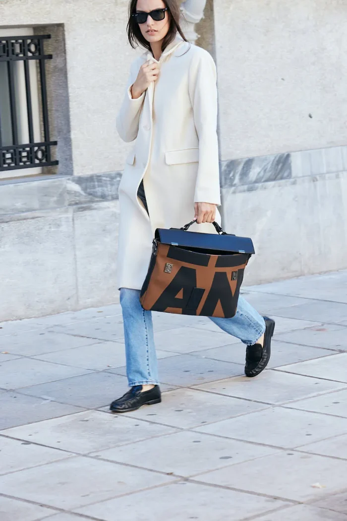Satchel 14'' Ea Logo Τσαντα Χειρος Καφε - Image 2